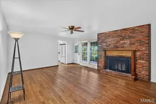 3041 Wintergreen Dr, Florissant, MO 63033 - Photo 10