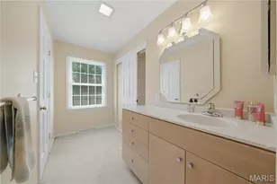 1567 Yarmouth Point Dr, Chesterfield, MO 63017 - Photo 24
