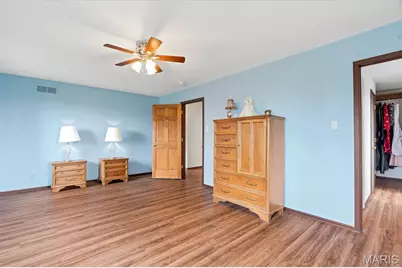 7040 Christopher Drive, Saint Louis, MO 63129 - Photo 22
