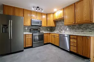 9110 Radiom Dr, Saint Louis, MO 63123 - Photo 4
