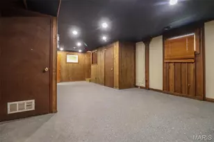9110 Radiom Dr, Saint Louis, MO 63123 - Photo 16