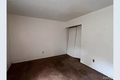 2353 Kingsford Drive, Florissant, MO 63031 - Photo 14