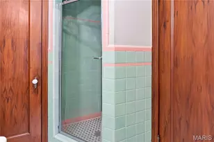 8015 Davis Dr, Clayton, MO 63105 - Photo 20