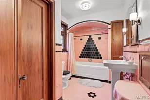 8015 Davis Dr, Clayton, MO 63105 - Photo 28