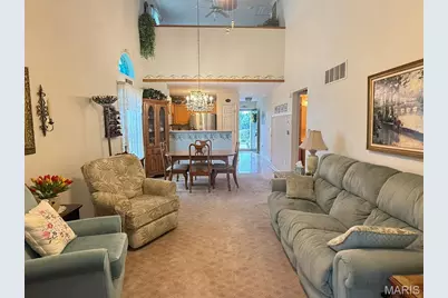 10342 Tiffany Village Circle Drive, Saint Louis, MO 63123 - Photo 6