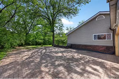 6632 Blossom View Drive, Florissant, MO 63033 - Photo 46