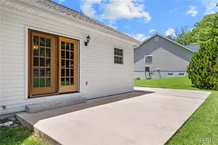 945 Huntington Chase Dr, Fenton, MO 63026 - Photo 28