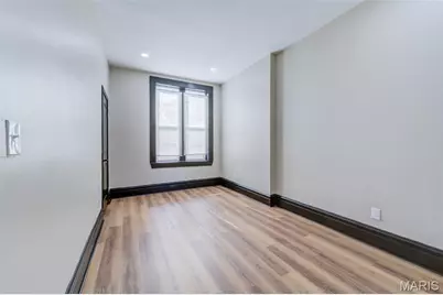 3504 Illinois Avenue, Saint Louis, MO 63118 - Photo 12