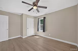 2302 N 5th St, Saint Charles, MO 63301 - Photo 20