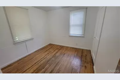3219 Coles Avenue, Saint Louis, MO 63114 - Photo 10