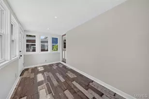 1014 N Benton Ave, Saint Charles, MO 63301 - Photo 10