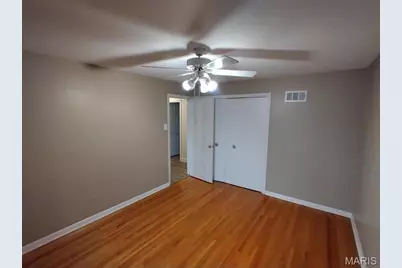 10621 Country View Drive, Creve Coeur, MO 63141 - Photo 16
