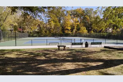 10621 Country View Drive, Creve Coeur, MO 63141 - Photo 26
