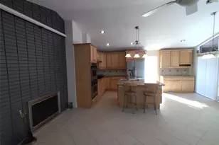 10621 Country View Dr, Creve Coeur, MO 63141 - Photo 6