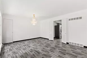 41 Harneywold Dr, Ferguson, MO 63136 - Photo 14