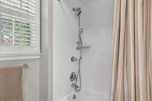 14 Dunleith Dr, Saint Louis, MO 63124 - Photo 26