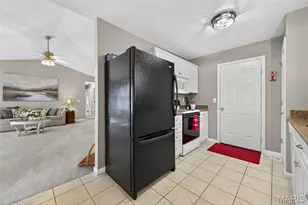 144 Hunters Green Ln, Eureka, MO 63025 - Photo 14