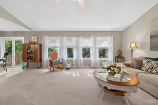 144 Hunters Green Ln, Eureka, MO 63025 - Photo 8