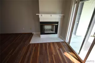 1502 Surrey Ln, Saint Peters, MO 63304 - Photo 6
