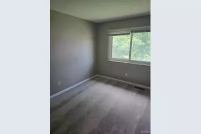 6813 Coachlight Square Court, Florissant, MO 63033 - Photo 16