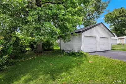 3827 Oakridge Boulevard, Saint Louis, MO 63121 - Photo 26