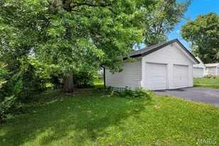 3827 Oakridge Blvd, Saint Louis, MO 63121 - Photo 26