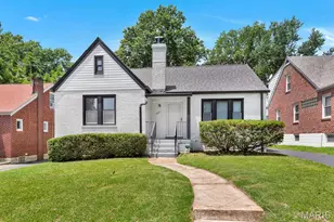 3827 Oakridge Blvd, Saint Louis, MO 63121 - Photo 1