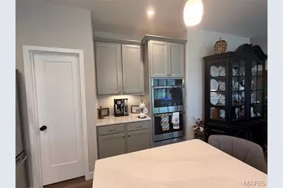 7424 Snowy Owl Court, Affton, MO 63123 - Photo 6