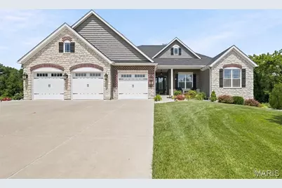 312 Deep Ravine Court, Saint Charles, MO 63301 - Photo 4