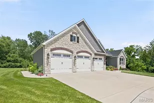 312 Deep Ravine Ct, Saint Charles, MO 63301 - Photo 8