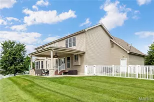 28 Twinleaf Ct, Saint Peters, MO 63376 - Photo 2