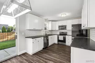 3901 Nugget Dr, Saint Peters, MO 63376 - Photo 8