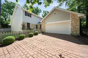 1594 Milbridge Dr, Chesterfield, MO 63017 - Photo 2