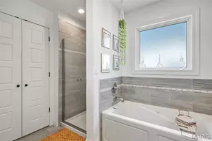 737 Hinder Dr, Saint Louis, MO 63125 - Photo 22