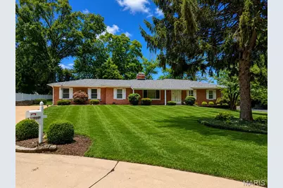 12205 Renwick Drive, Saint Louis, MO 63128 - Photo 1