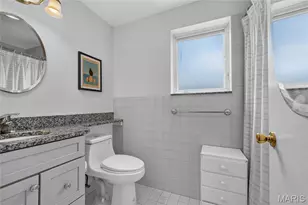 8036 Orlando Dr, Saint Louis, MO 63105 - Photo 10