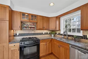 8036 Orlando Dr, Saint Louis, MO 63105 - Photo 14