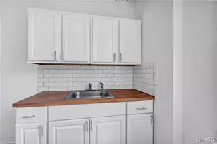 824 Canaan Ave, Saint Louis, MO 63147 - Photo 8