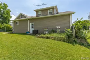 354 N 5th St, Saint Genevieve, MO 63670 - Photo 8