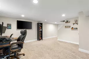 210 Capri Dr, O'Fallon, MO 63366 - Photo 36