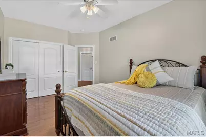 12402 Stratford Ridge Court, Creve Coeur, MO 63141 - Photo 20