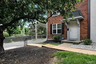 4422 Pegasus Dr, Oakville, MO 63129 - Photo 26