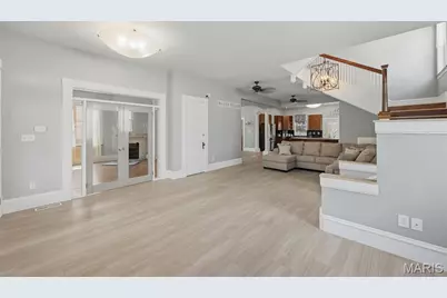 5830 Clemens Avenue, Saint Louis, MO 63112 - Photo 6