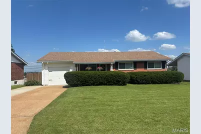 10120 Mullally Drive, Saint Louis, MO 63123 - Photo 2