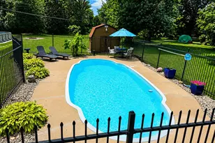 1315 Arlington Dr, Saint Louis, MO 63033 - Photo 2