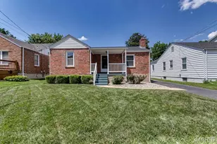 8901 Moritz Ave, Brentwood, MO 63144 - Photo 1