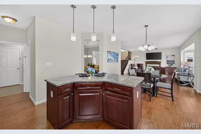 3293 Bentwater Place, Saint Charles, MO 63301 - Photo 6