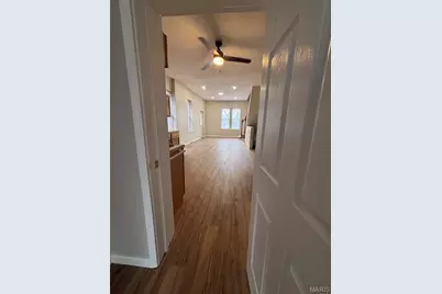 8422 Michigan Avenue, Saint Louis, MO 63111 - Photo 2