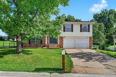 3846 Jeff Drive, Saint Charles, MO 63304 - Photo 4
