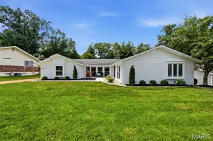 490 Maymont Dr, Ballwin, MO 63011 - Photo 2